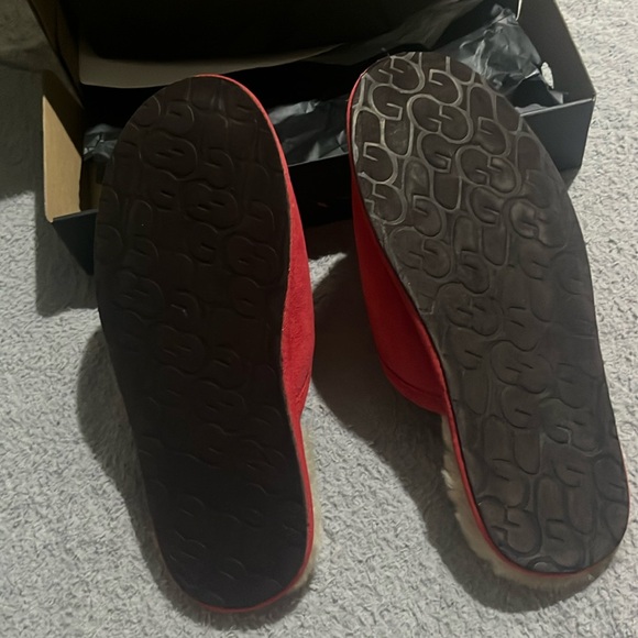 NIB UGG MEN'S SUEDE SHEARLING SCUFF SLIP ON SLIPPERS RED - Picture 9 of 12